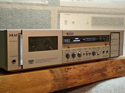 AKAI GX-F31 (1982)