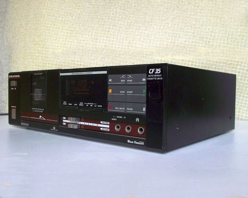GRUNDIG CF35 (1985)
